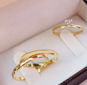 Como escolher uma aliança de ouro 18k sem errar no modelo?